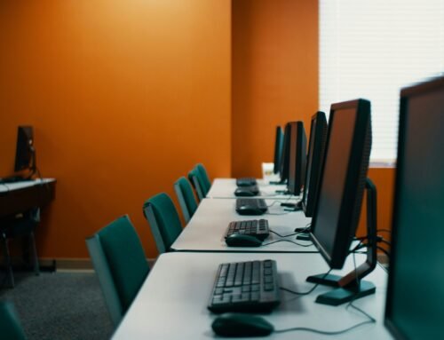 From Socks to Strategy: What Zoom Focus Groups Reveal About Your Case with Elizabeth Larrick